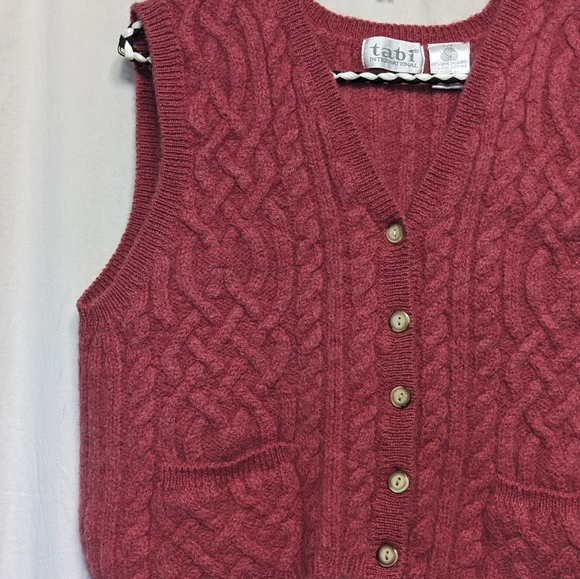 Tabi knit cropped vest - Picture 6 of 9